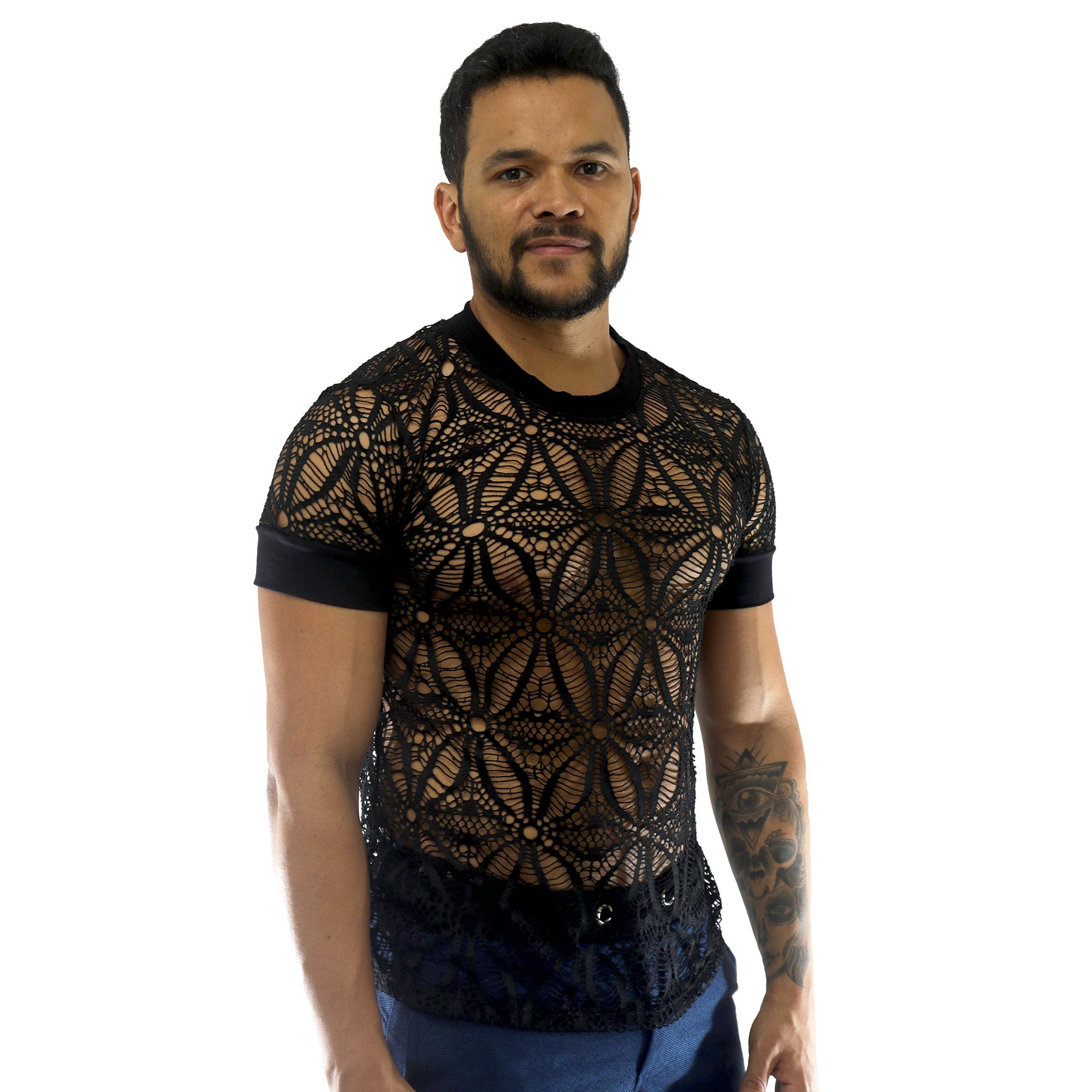 Camiseta Masculina em Arrastão Floral Preto Ateliê João Vieira | JotaVê