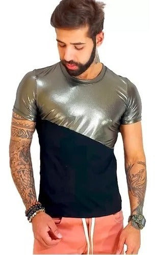 Camiseta Masculina em Viscolycra com Detalhe Prateado Ateliê João Vieira | JotaVê